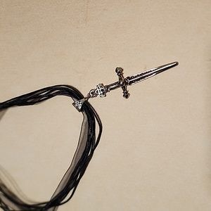 Gothic Sword Necklace‎